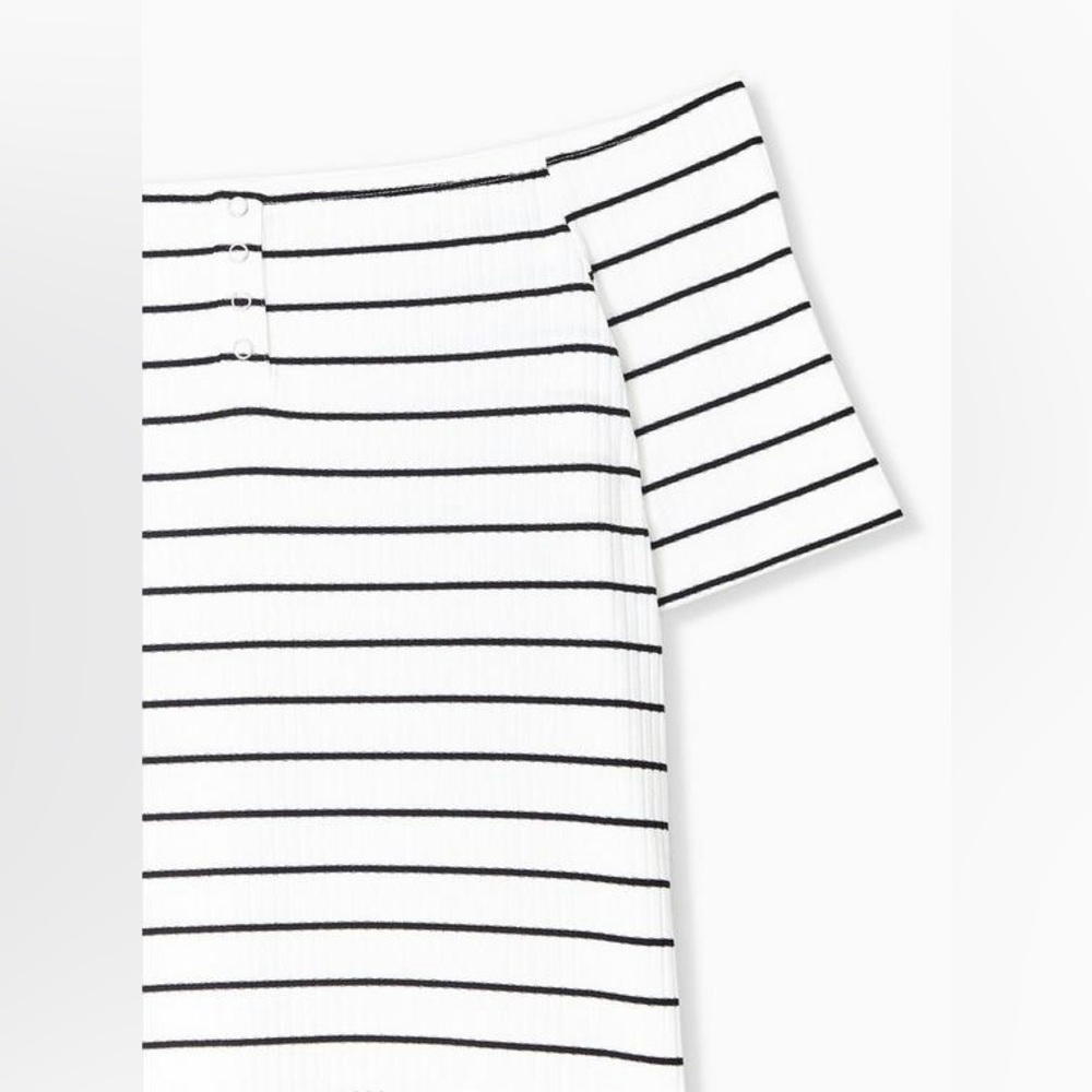 TORRID 1 Plus Size White Black Stripe Ribbed Off-Shoulder Henley Short Sleeve 1X - Picture 5 of 14